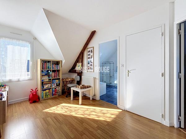 Saint-Méloir-des-Ondes ? Vie de plain-pied, 4 chambres, proche commerces et écoles