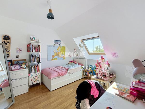 Saint-Méloir-des-Ondes ? Vie de plain-pied, 4 chambres, proche commerces et écoles