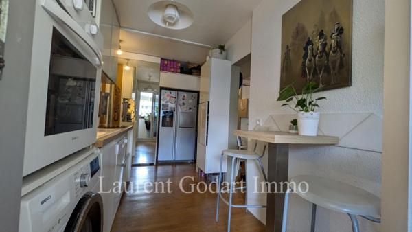 Appartement 2 pièces 48 m2 avec cellier et Parking