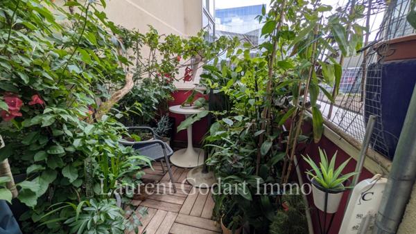 Appartement 2 pièces 48 m2 avec cellier et Parking