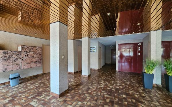 Appartement à vendre    4 pièces • 84,61 m2 Saint-Étienne