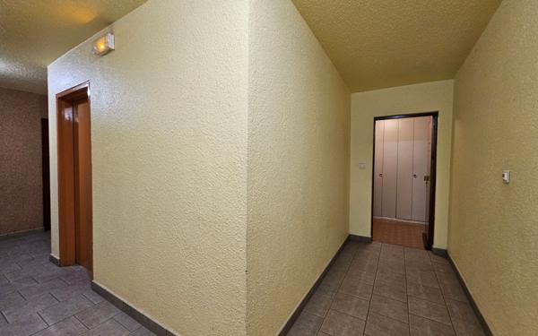 Appartement à vendre    4 pièces • 84,61 m2 Saint-Étienne