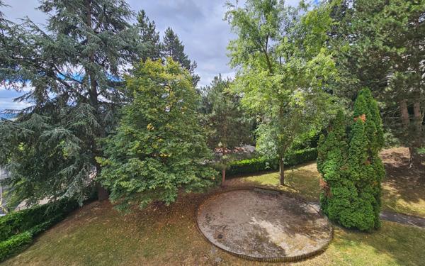 Appartement à vendre    4 pièces • 84,61 m2 Saint-Étienne