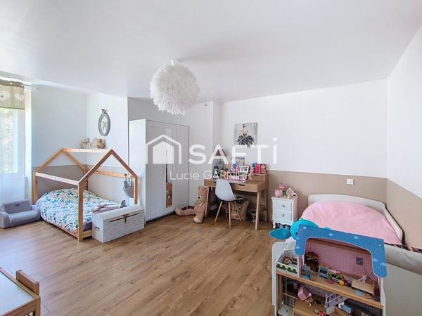 Maison T4 130 m² , garage 70 m², air de campagne