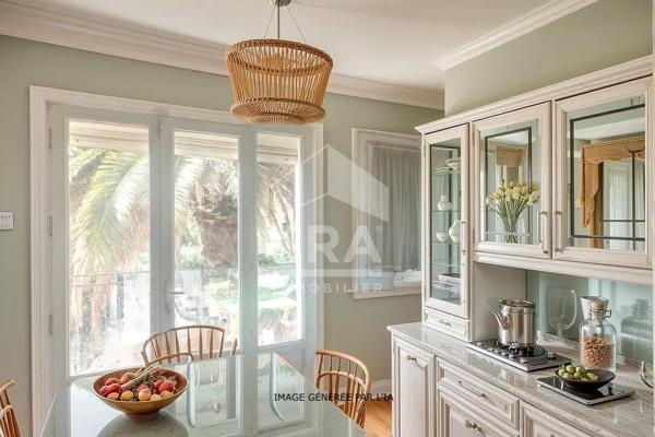 Biarritz - Parc d'Hiver - A vendre Maison avec garage et piscine