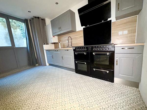 Maison Montmorillon 6 pièce(s) 126.69 m2