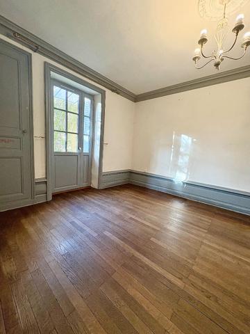 Maison Montmorillon 6 pièce(s) 126.69 m2