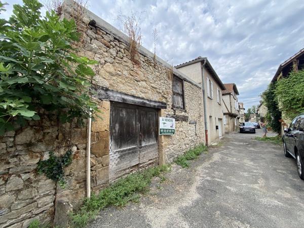 Bâti à restaurer au coeur de Bretanoux Bretenoux