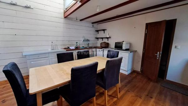 Vente                                                      Maison
                        
                     2 pièces                      54 m2                     à Le Bono