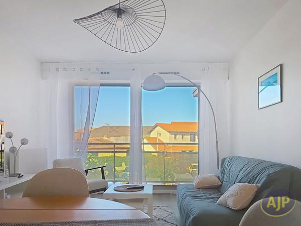 Appartement à vendre La Teste De Buch - 2 pièces, 49m² avec 1 chambre(s) à 315 000€ - AJP Immobilier Arcachon