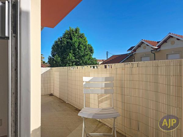 Appartement à vendre La Teste De Buch - 2 pièces, 49m² avec 1 chambre(s) à 315 000€ - AJP Immobilier Arcachon