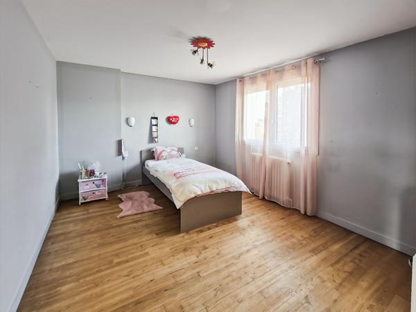 Maison 5 chambres 146 m² habitables