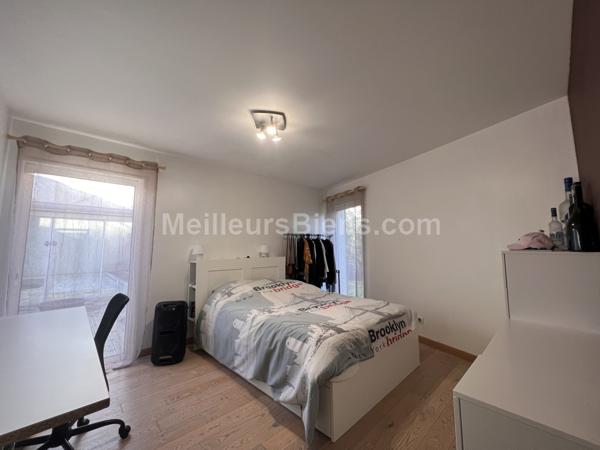 VILLA 132m2 et son espace détente de 100m2 SPA et PISCINE CHAUFFEE