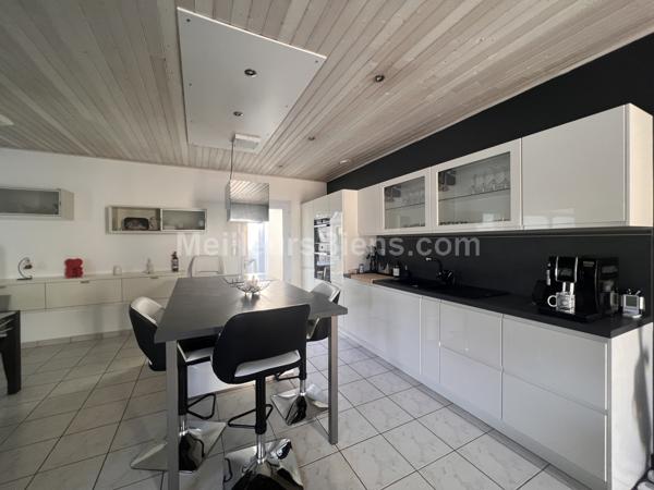 VILLA 132m2 et son espace détente de 100m2 SPA et PISCINE CHAUFFEE