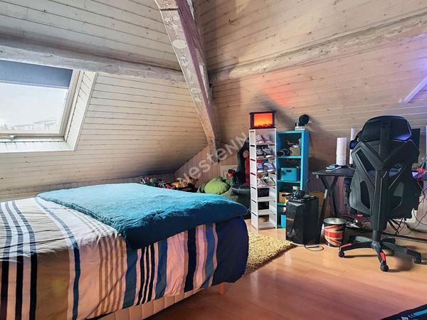 Appartement en duplex 4 pièces de 108,44 m², à vendre sur Annecy, avec jardin et garage double