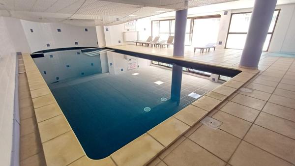 A VENDRE Appartement Uzès 3 pièce(s) 50.42 m2