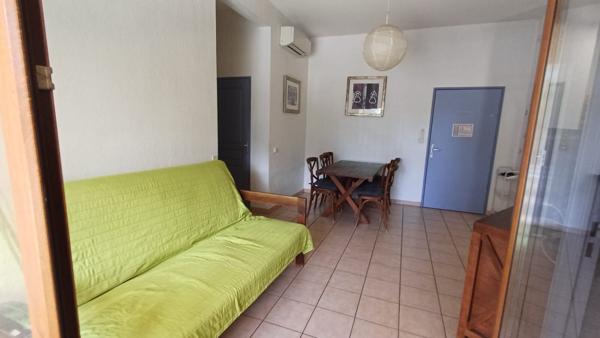 A VENDRE Appartement Uzès 3 pièce(s) 50.42 m2
