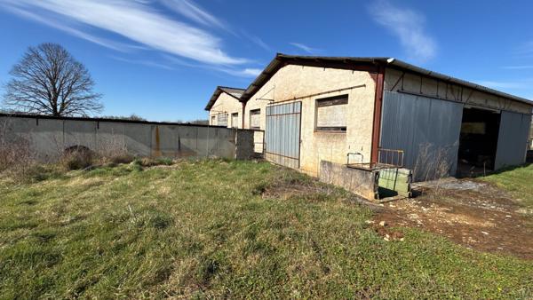Corps de ferme à rénover à proximité de Limogne-en-Quercy Limogne en quercy