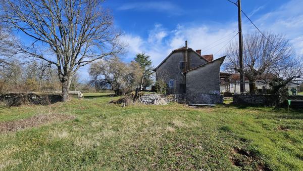 Corps de ferme à rénover à proximité de Limogne-en-Quercy Limogne en quercy