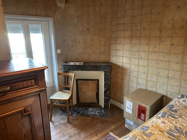 Maison de bourg à 5' Nord de Blois