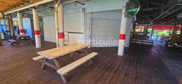 Location Local commercial65 m² - Le Gosier (97190)