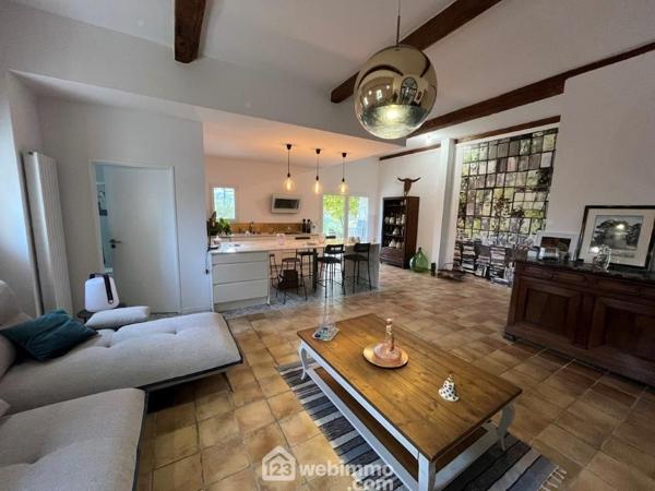 Mas 500 m² à Castries 34160