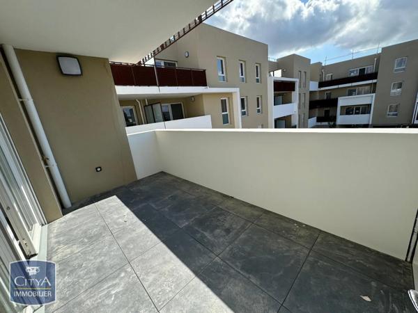 Appartement à louer 3 pièces 63.2m² Arles (13200)