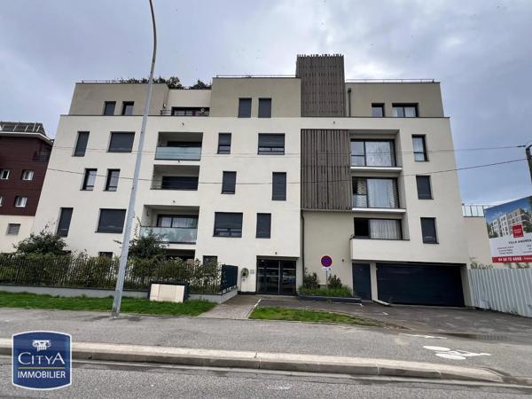 Appartement à louer 3 pièces 74.13m² Ferney-Voltaire (01210)