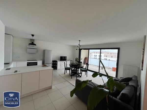 Appartement à louer 3 pièces 74.13m² Ferney-Voltaire (01210)