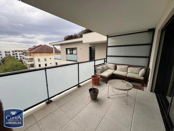 Appartement à louer 3 pièces 74.13m² Ferney-Voltaire (01210)