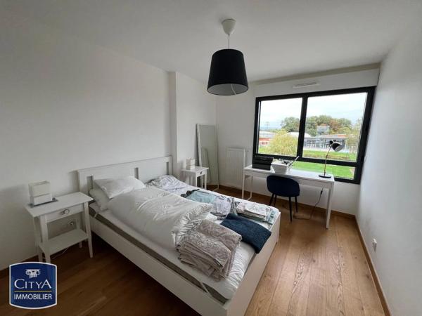 Appartement à louer 3 pièces 74.13m² Ferney-Voltaire (01210)