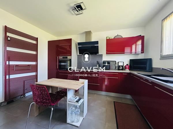 MAISON 4 CHAMBRES SUR TERRAIN CONSTRUCTIBLE.