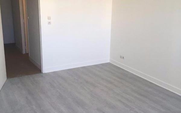 Appartement à louer    2 pièces •  La Rochelle