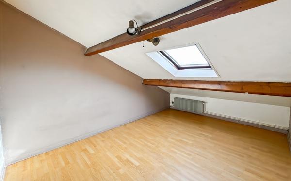 Maison à vendre    4 pièces • 66 160 m2 Bondy