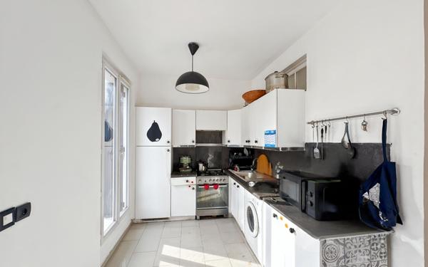 Maison à vendre    4 pièces • 66 160 m2 Bondy