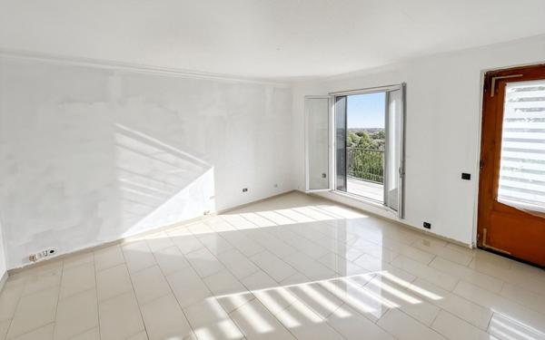 Maison à vendre    4 pièces • 66 160 m2 Bondy