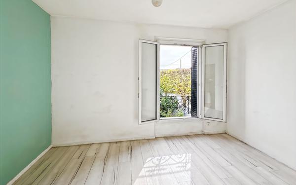 Maison à vendre    4 pièces • 66 160 m2 Bondy