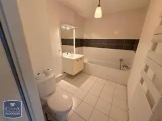 Appartement à louer 2 pièces 40.2m² Strasbourg (67100)