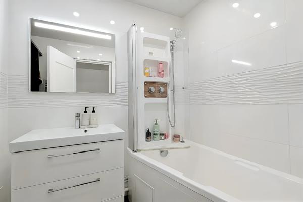 Spacieux appartement meublé