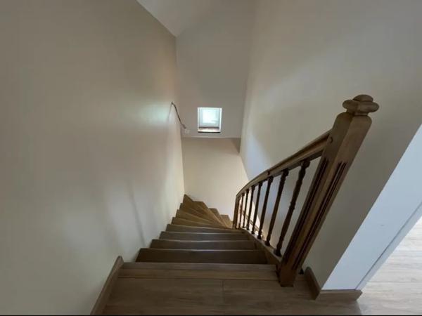 Maison de caractère rénovée avec vue sur le château de Chitr