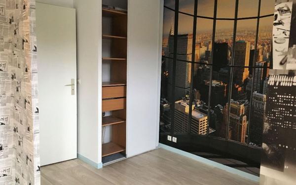 Appartement à louer    1 pièce •  Massy