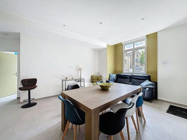 CHAMBRE DE 16m² DANS MAISON DE 144 M² - MEUBLEE - TOUTE CHARGES COMPRISES