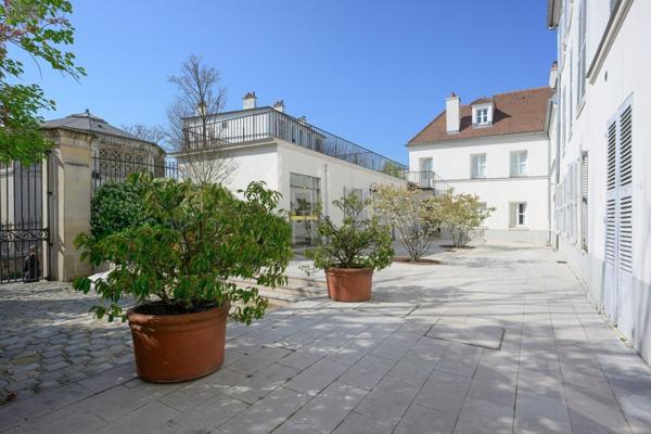 Appartement à vendre à Paris 18e arrondissement à Paris (75018), ref : 3 PIECES JARDIN   
SACRE COEUR MONTMARTRE