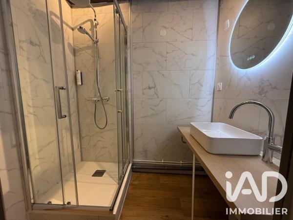 Immeuble à vendre 370 m² Saint-Maixent-l'École