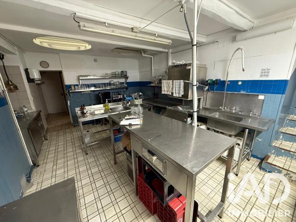 Immeuble à vendre 370 m² Saint-Maixent-l'École