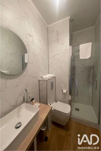 Immeuble à vendre 370 m² Saint-Maixent-l'École