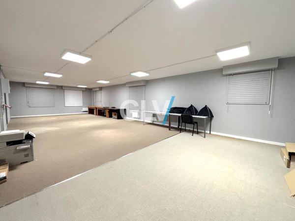 Bureaux Villeneuve d'Ascq 40 pièce(s) 750 m2 , Villeneuve d ascq