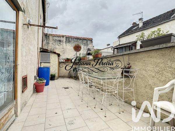 Maison à vendre 6 pièces 107 m² Mézières-sur-Seine
