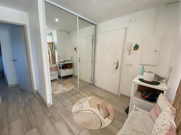 Appartement Marseille 4 pièces 88 m2 13012, Les 3 Lucs, dernier étage. Climatisation.