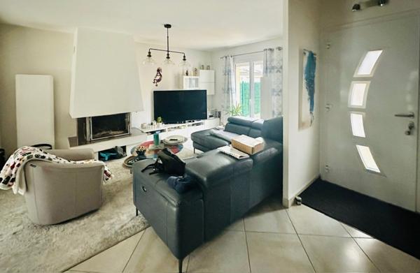 POISSY,  Maison individuelle 140 m2, face forêt de St-Germain